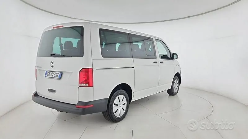 Volkswagen Caravelle 2023 photo 4