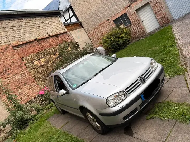 Volkswagen Golf 4