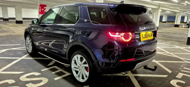 Land Rover Discovery Sport 2016 photo 5