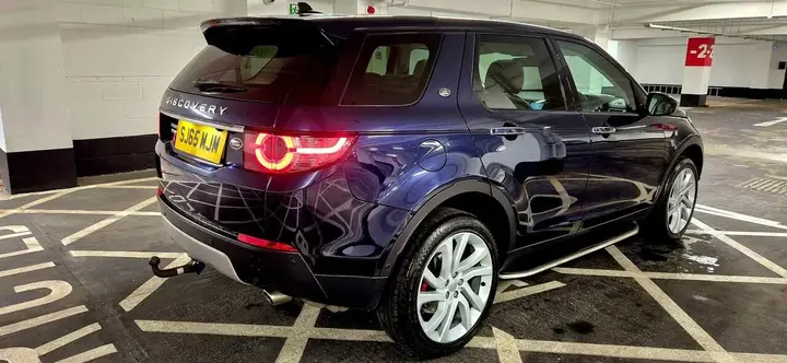 Land Rover Discovery Sport 2016 photo 3