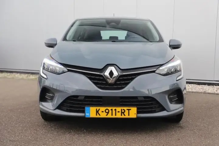 Renault Clio 2021 photo 2