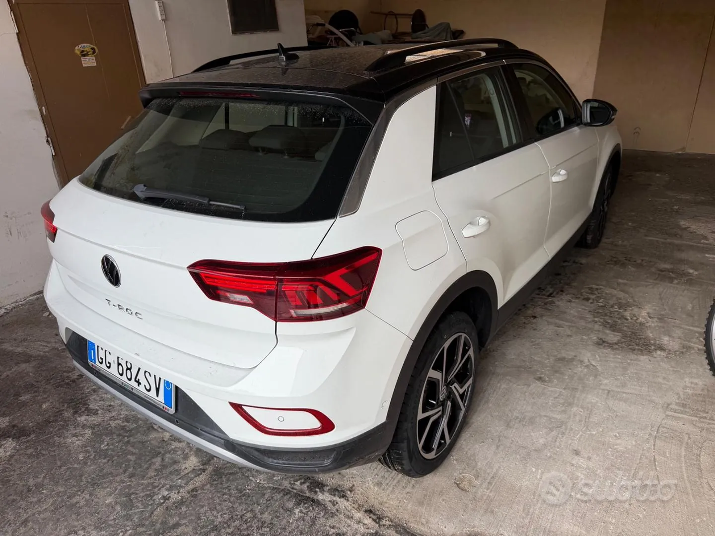 Volkswagen T-Roc 2022 photo 2