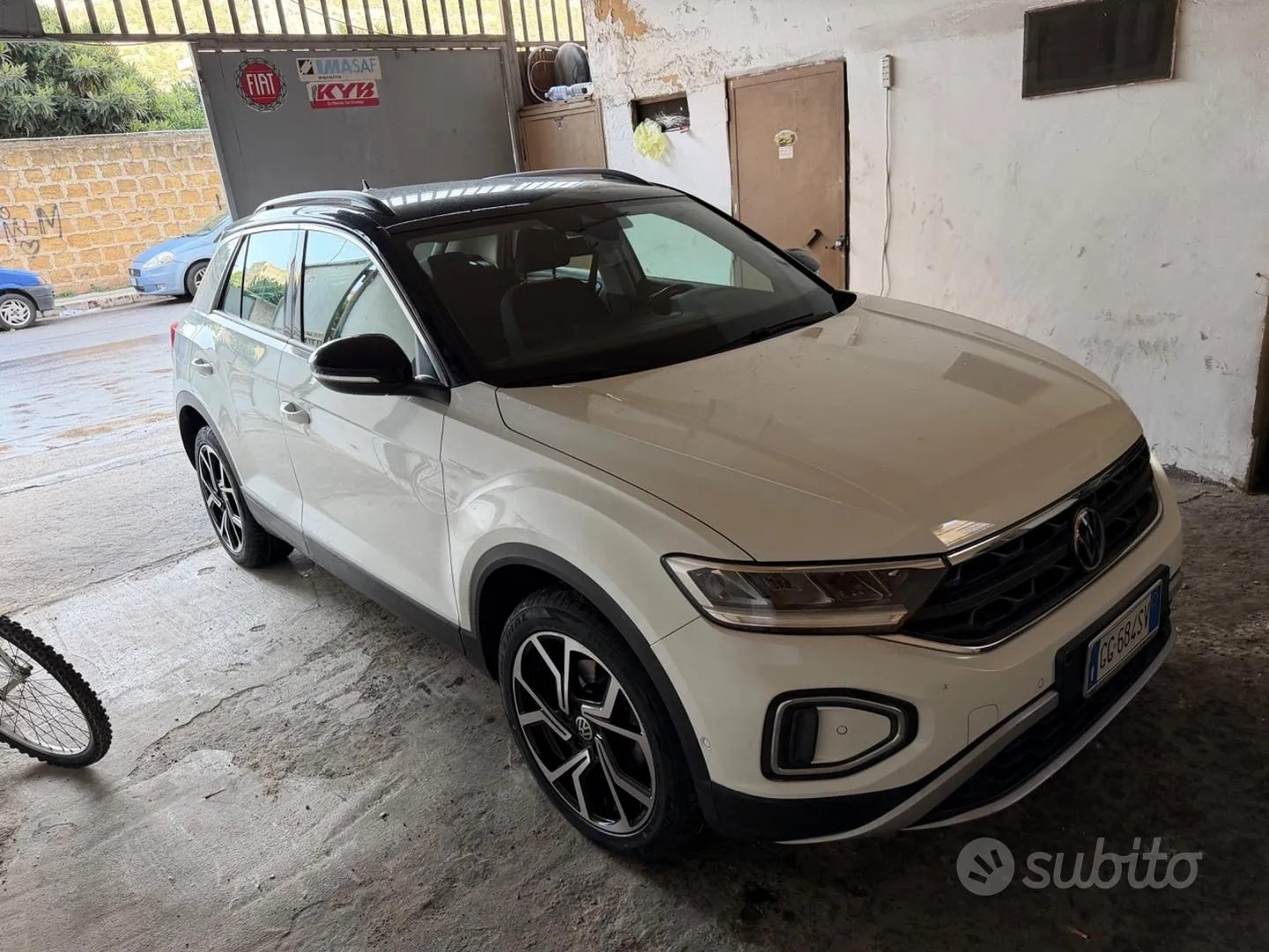 Volkswagen T-Roc 2022 photo 3