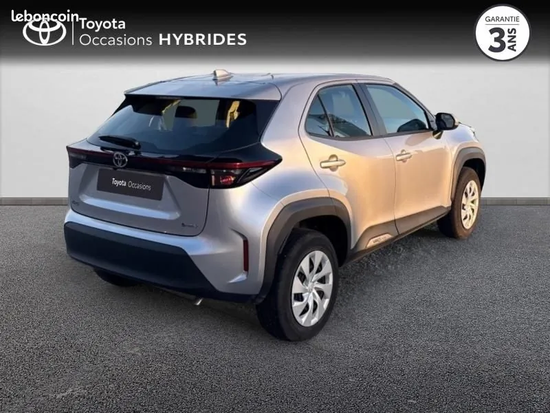 Toyota Yaris Cross 2024 photo 2