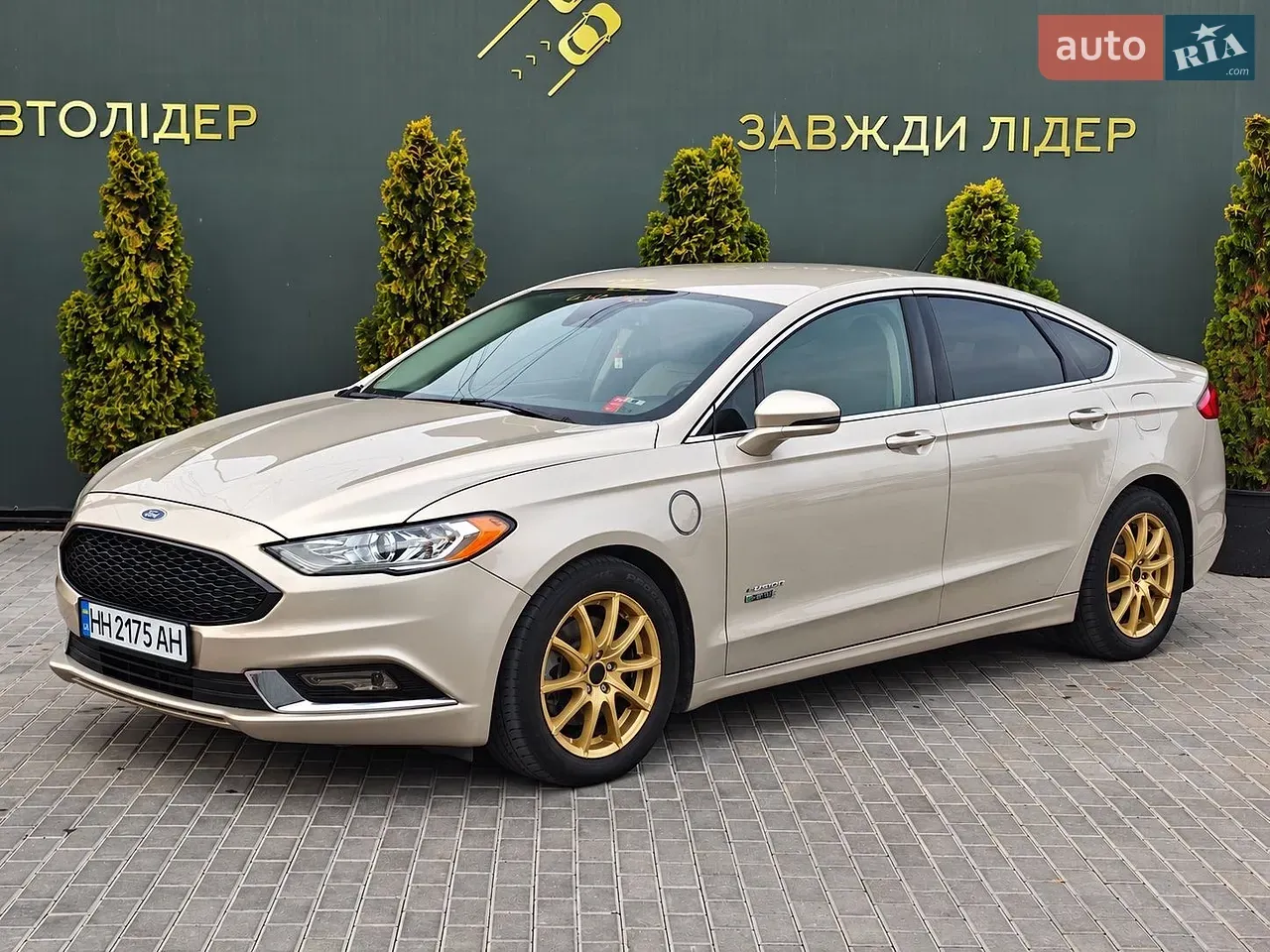 Ford Fusion 2016 photo 2