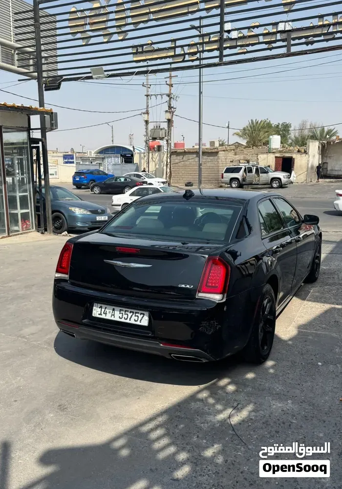 Chrysler 300 2018 photo 3