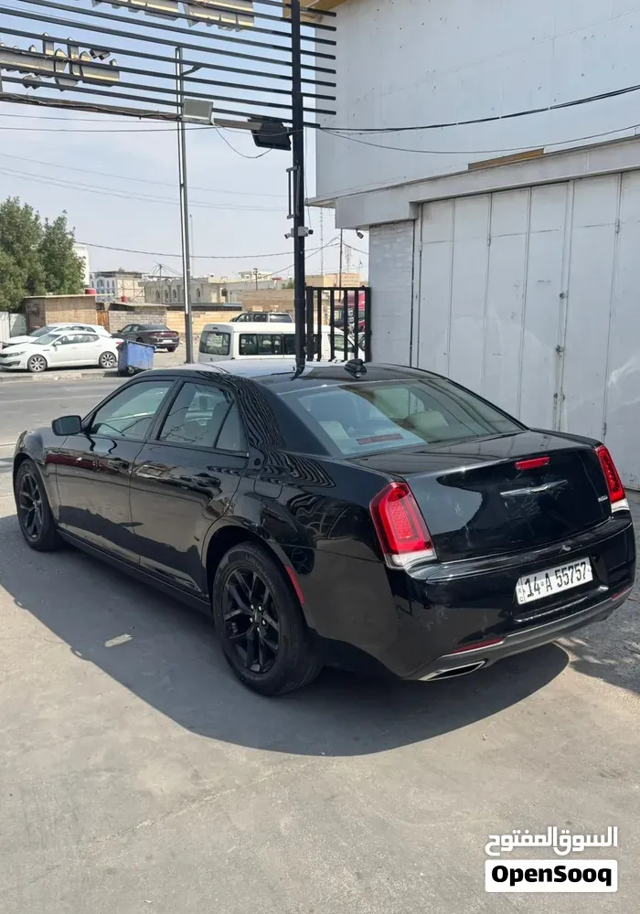 Chrysler 300 2018 photo 5