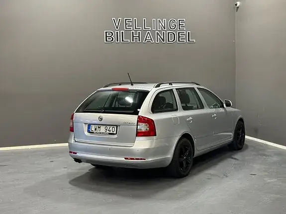 Skoda Octavia 2012 photo 3