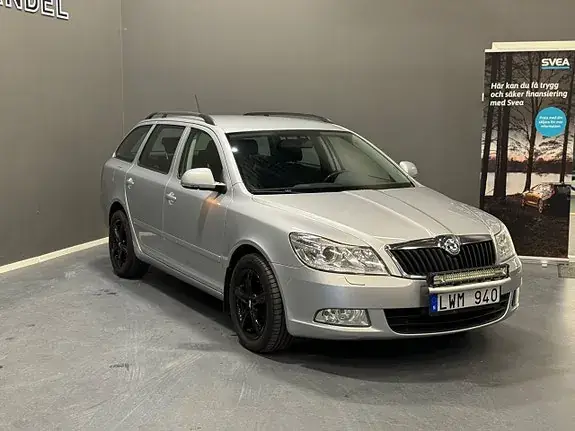 Skoda Octavia 2012 photo 2