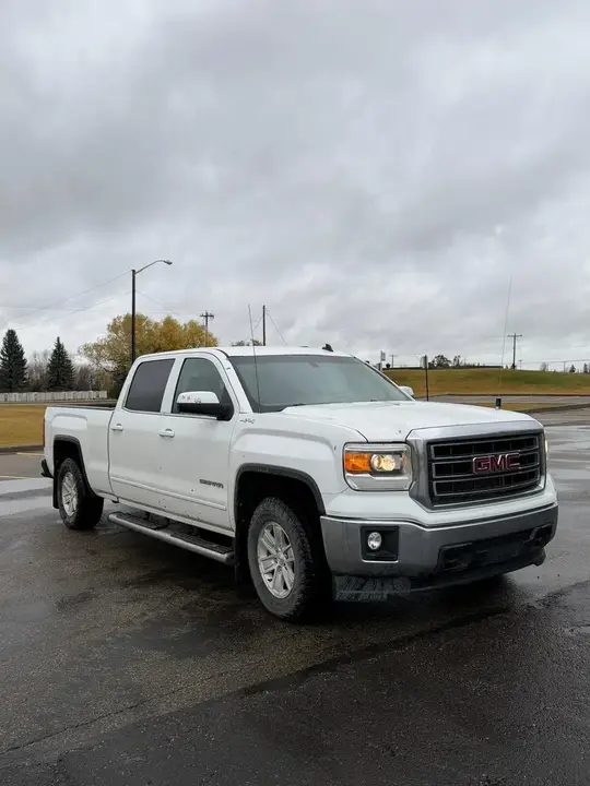 GMC Sierra 2014 photo 2