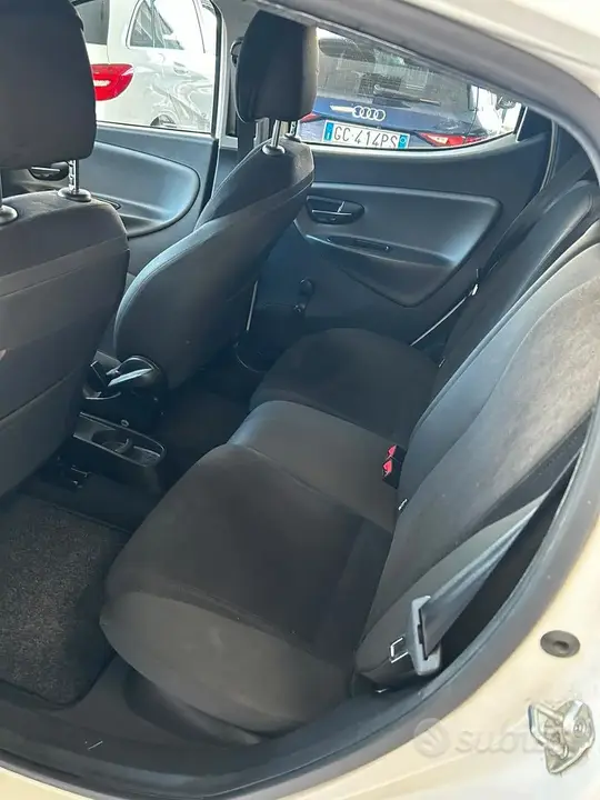 Lancia Ypsilon 2013 photo 5