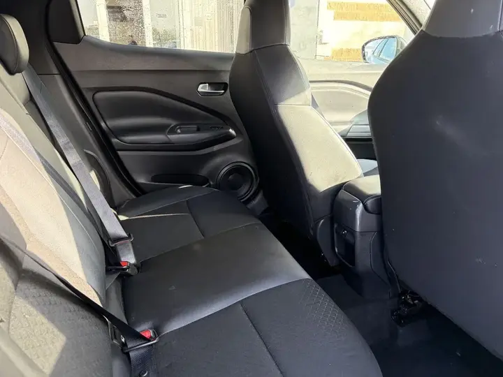 Nissan Juke 2023 photo 2