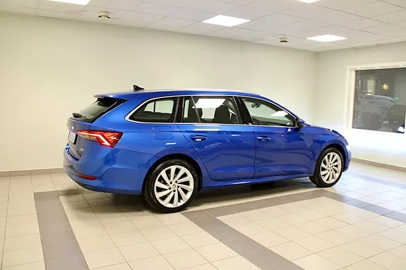 Skoda Octavia 2022 photo 4