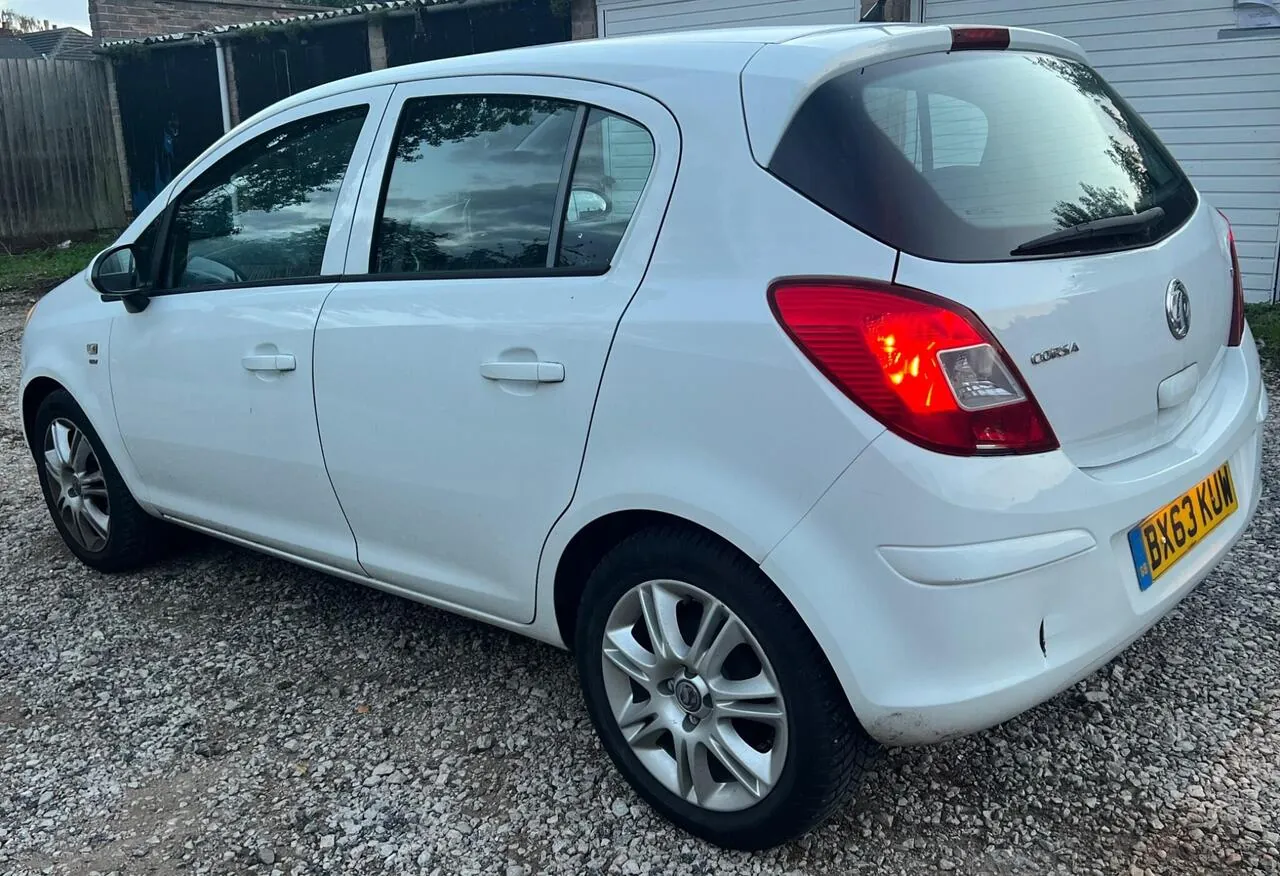 Vauxhall Corsa 2013 photo 4
