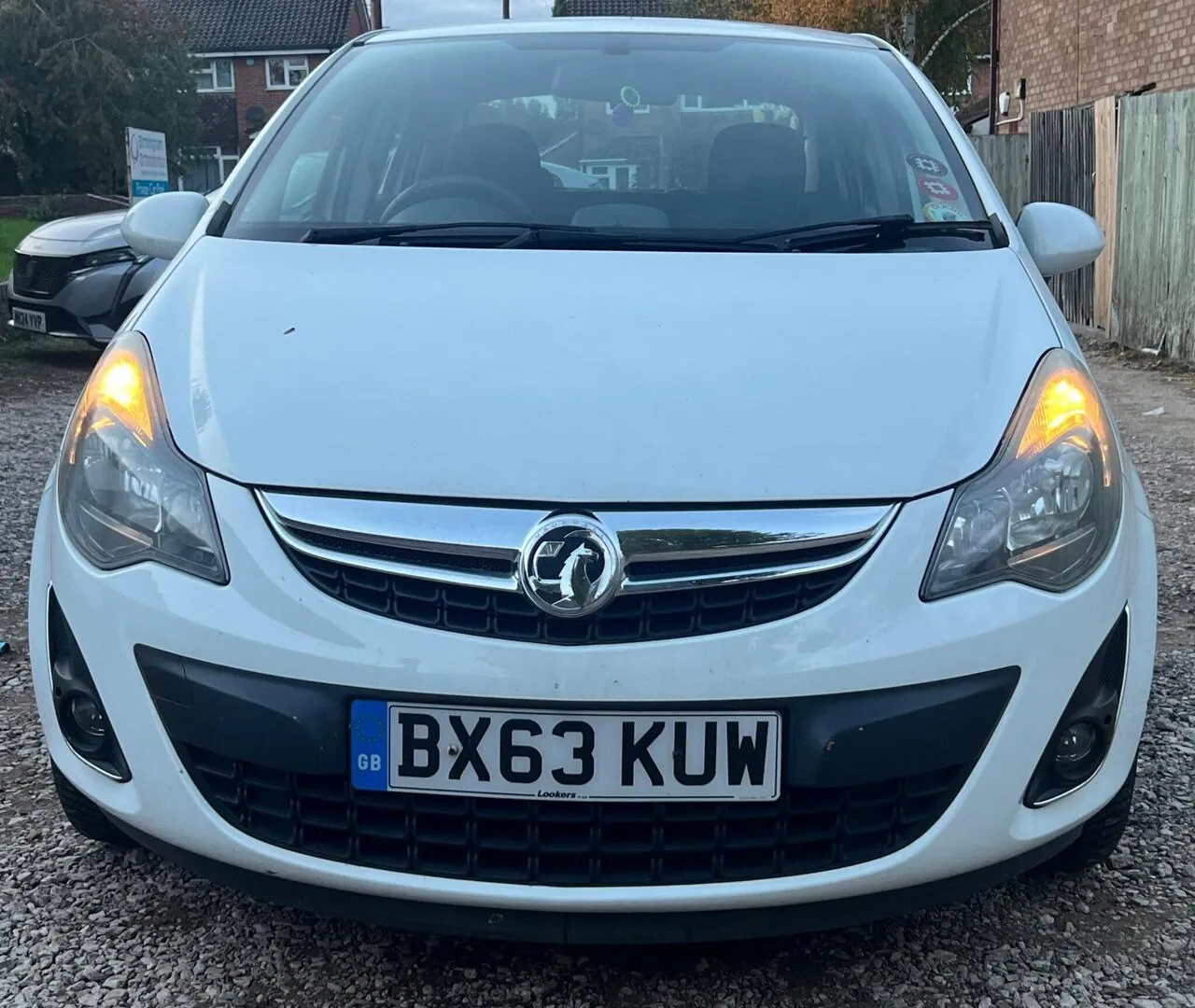 Vauxhall Corsa 2013 photo 2