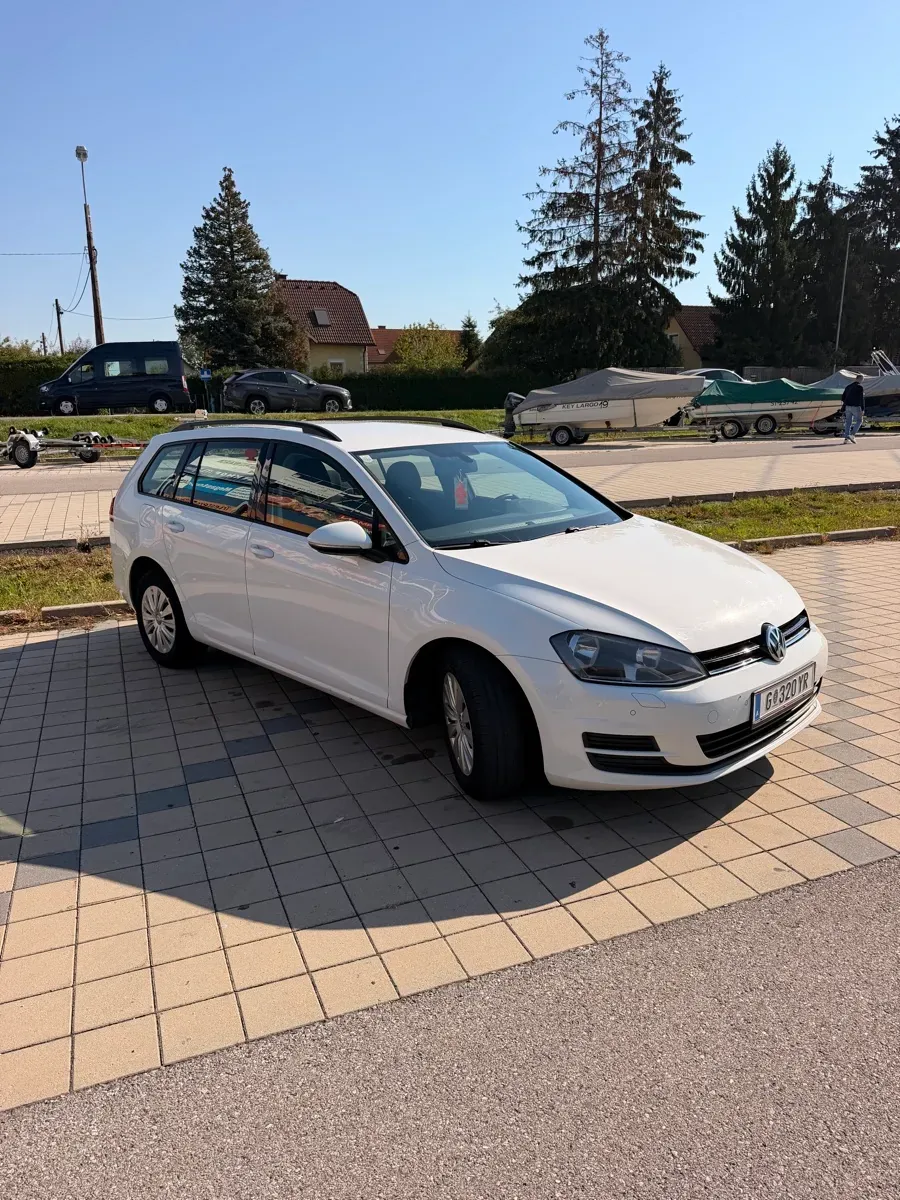 Volkswagen Golf 2013 photo 3