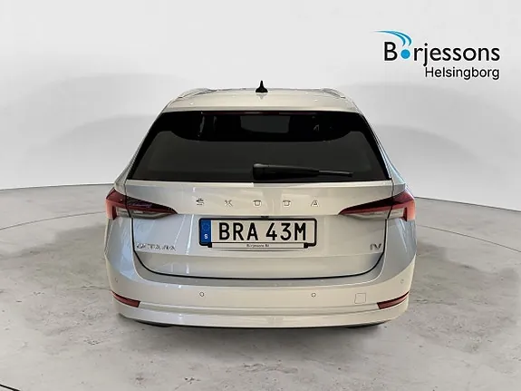 Skoda Octavia 2024 photo 4