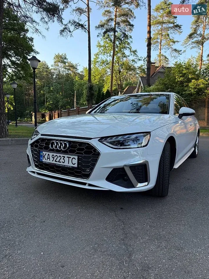Audi A4 2020 photo 2