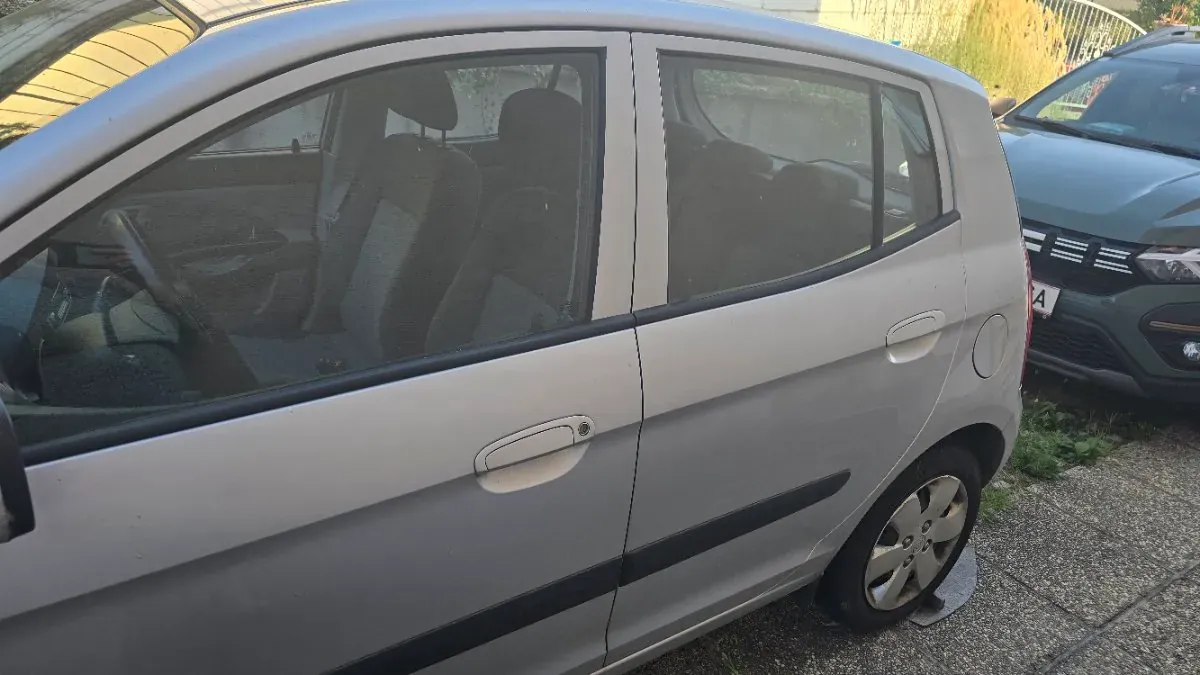 Kia Picanto 2005 photo 3