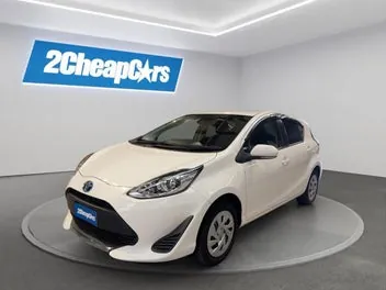 Toyota Aqua 2021 photo 2