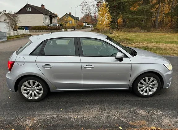 Audi A1 2017 photo 3
