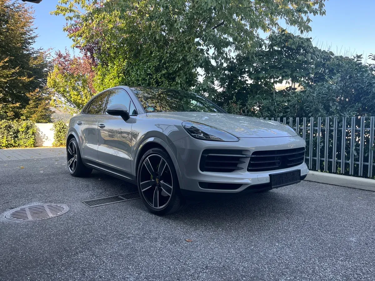 Porsche Cayenne 2020 photo 2