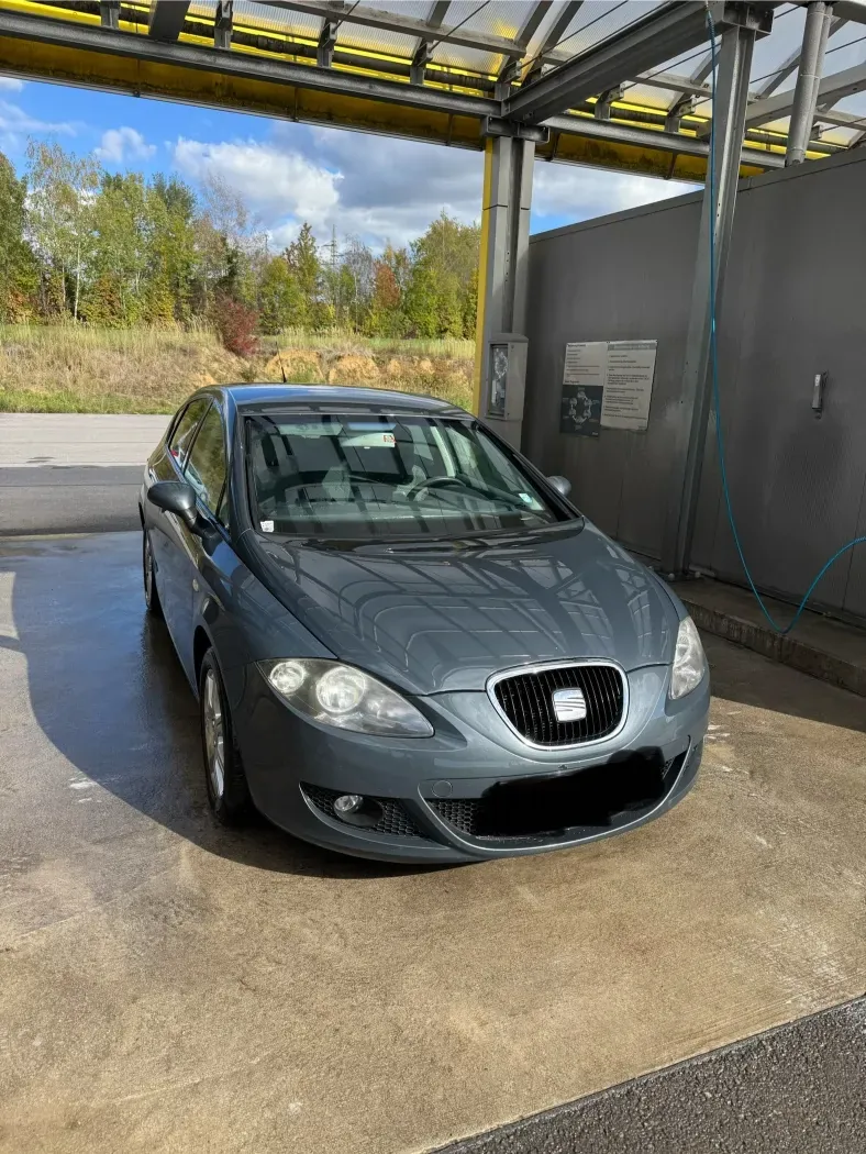 Seat Leon 2006 photo 2