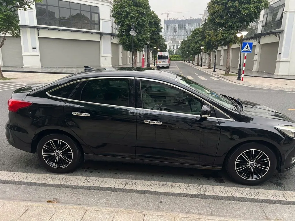 Ford Focus 2016 photo 2