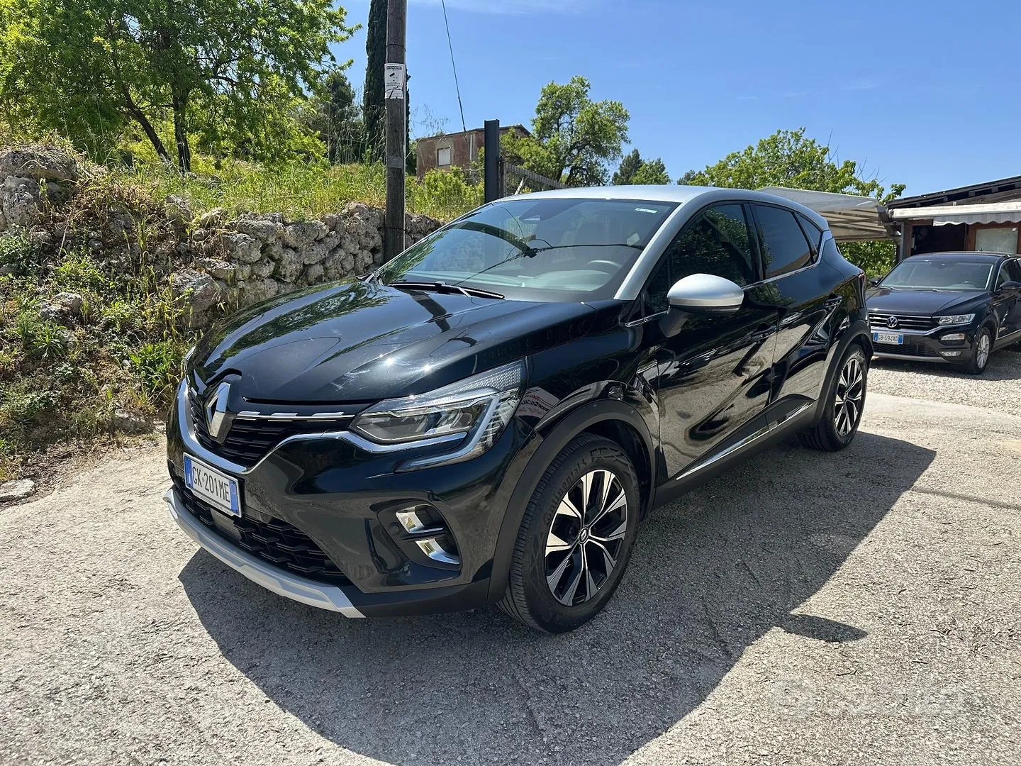 Renault Captur 2023 photo 2