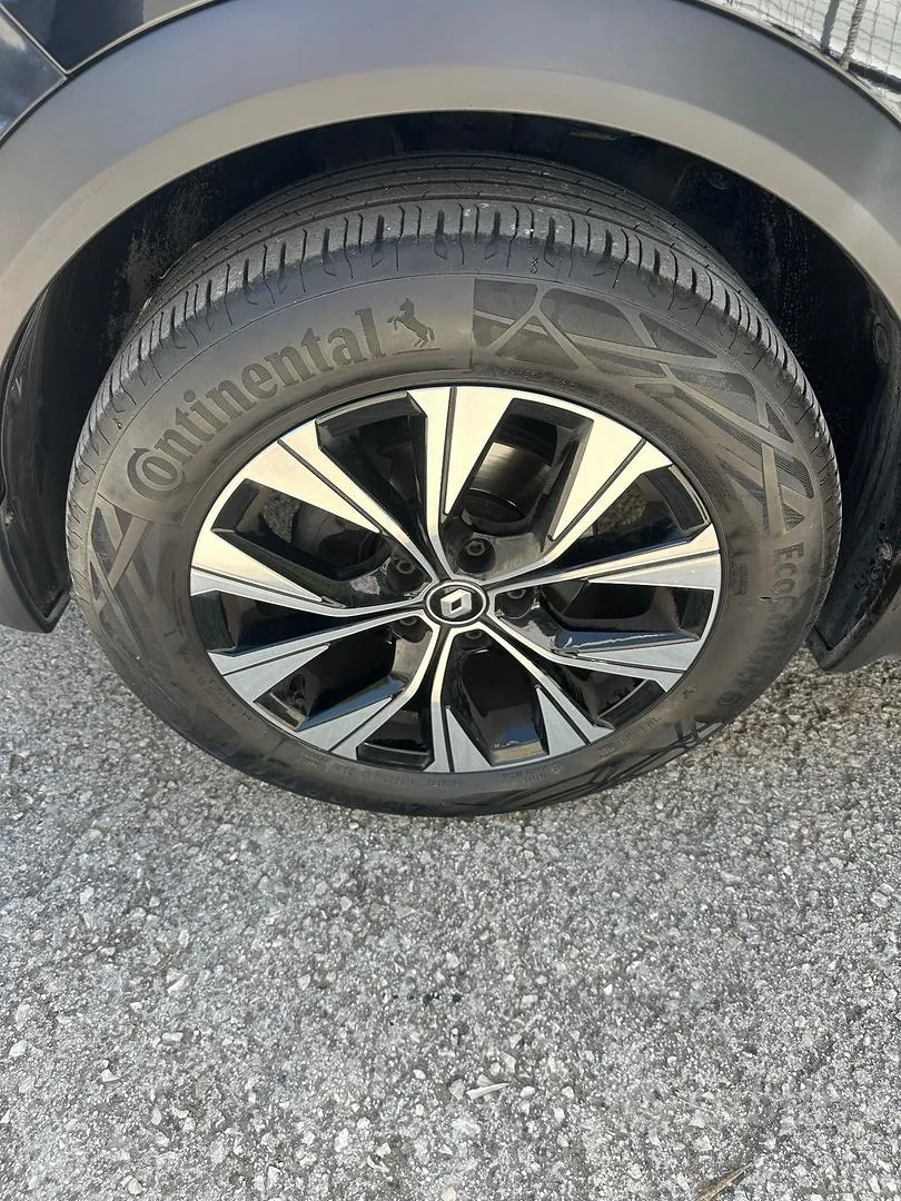 Renault Captur 2023 photo 3