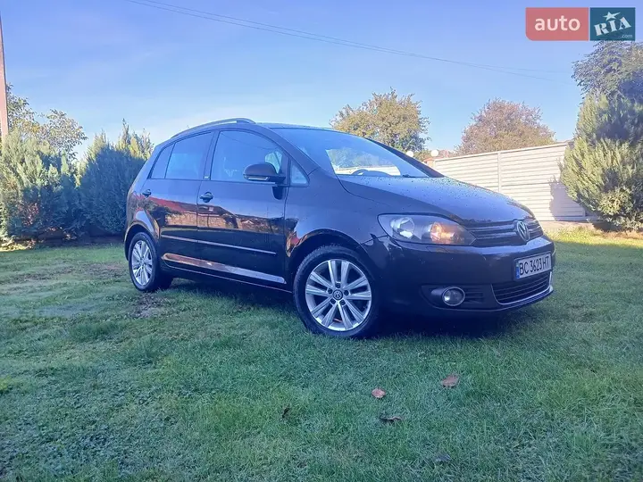 Volkswagen Golf Plus 2011 photo 2