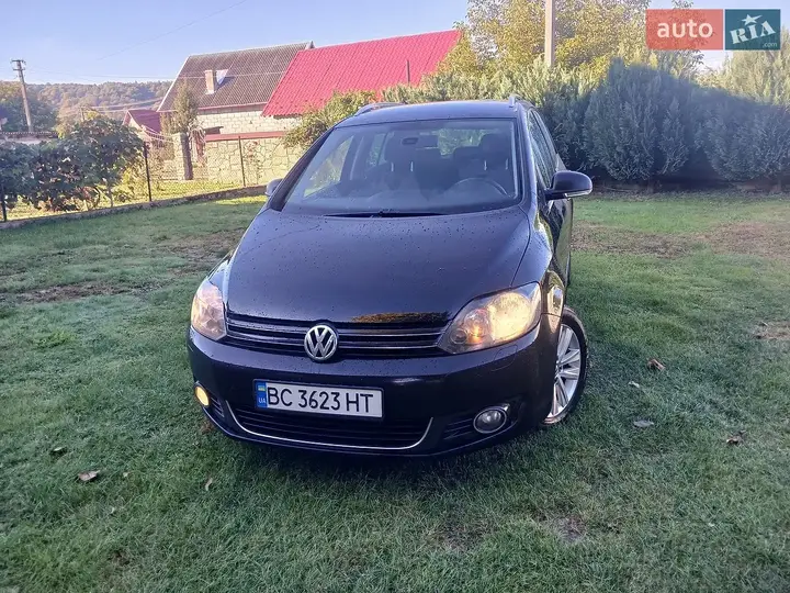 Volkswagen Golf Plus 2011 photo 3