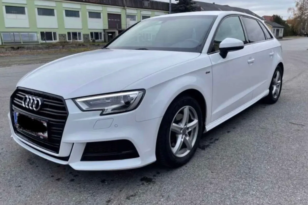 Audi A3 2018 photo 2