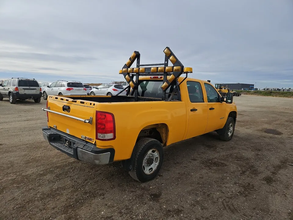 GMC Sierra 2500Hd 2011 photo 4