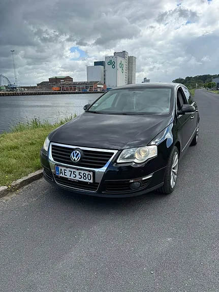 Volkswagen Passat 2009 photo 3
