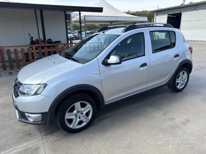 Dacia Sandero Stepway 2013 photo 4