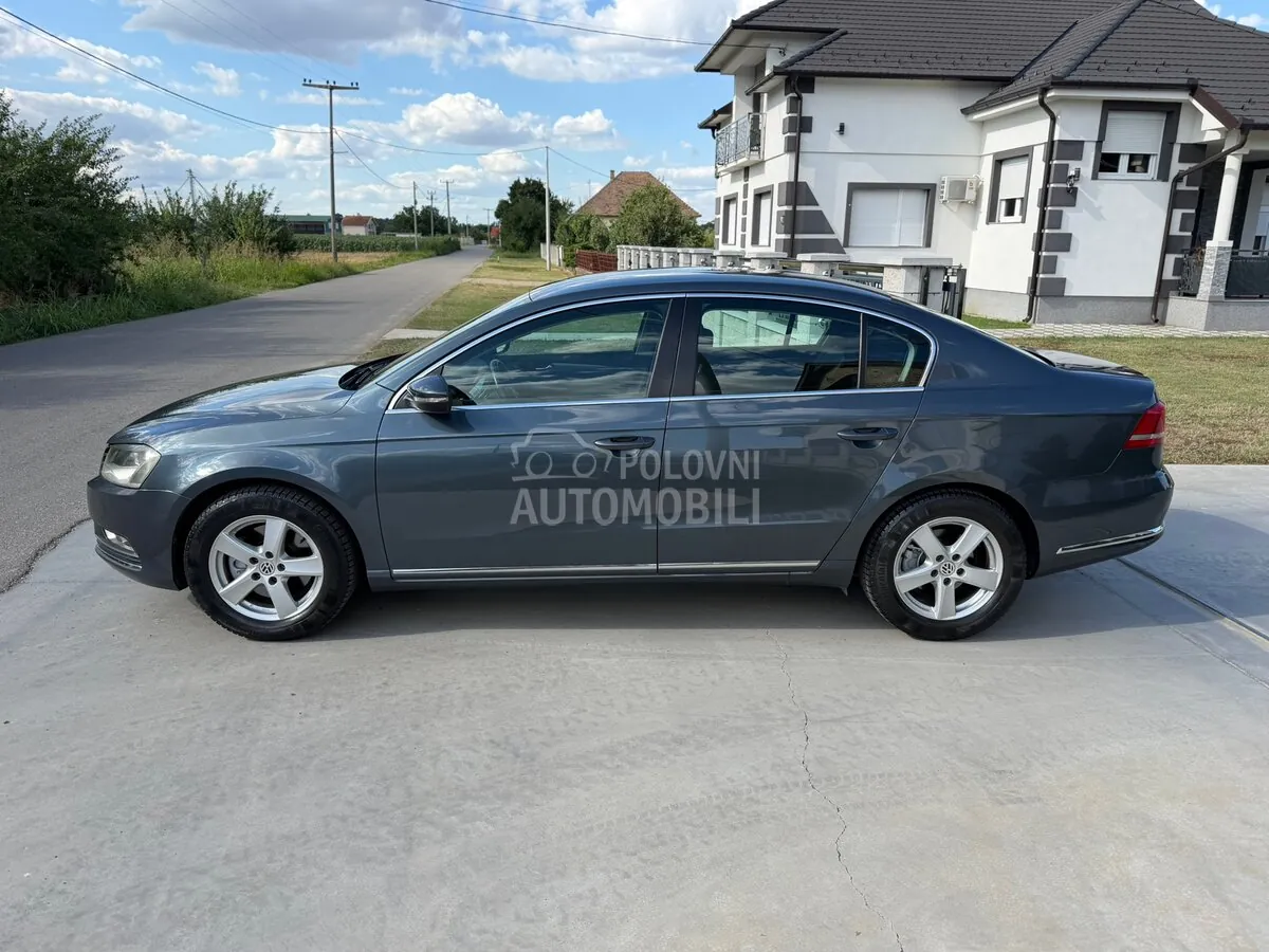 Volkswagen Passat B7 2011 photo 4