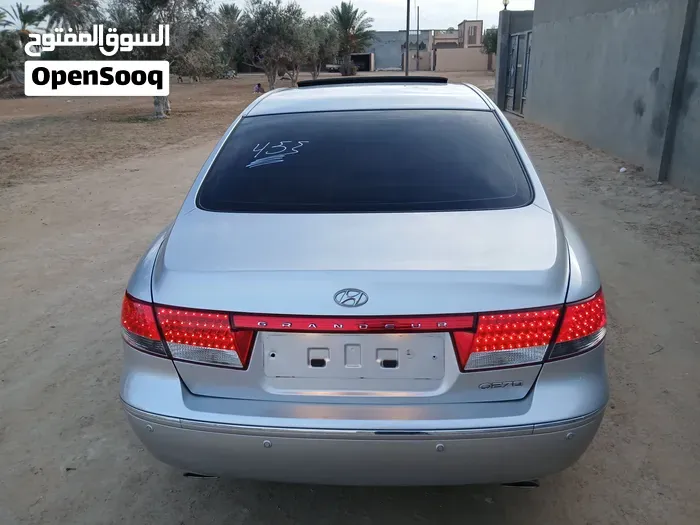 Hyundai Grandeur 2009 photo 2