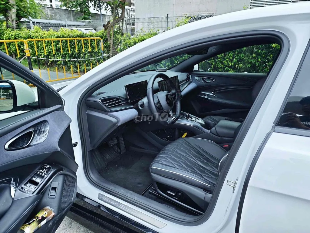 BYD Seal