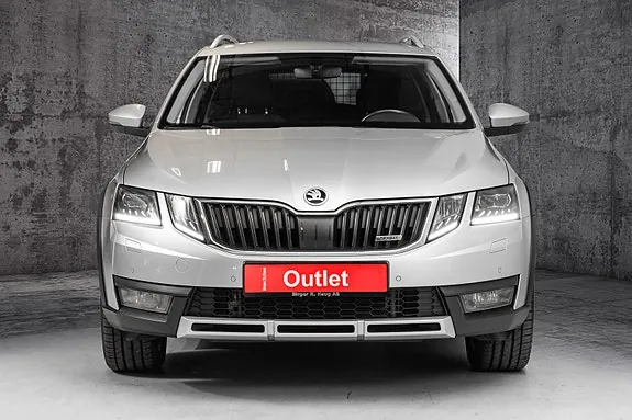 Skoda Octavia Scout 2019 photo 2