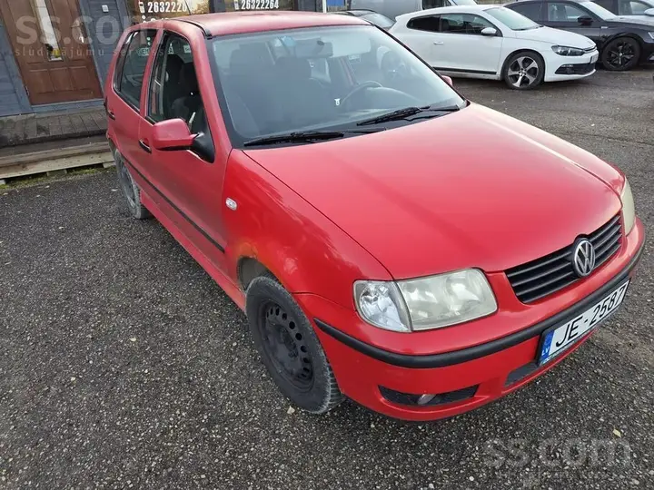 Volkswagen Polo 2001 photo 2