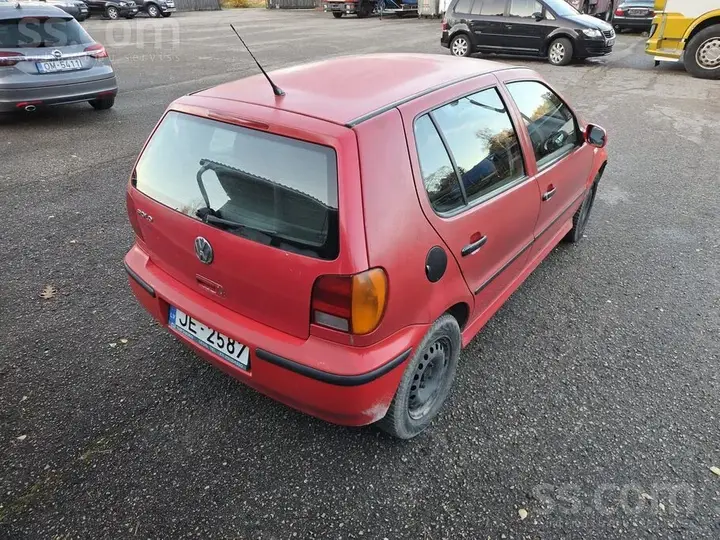 Volkswagen Polo 2001 photo 4