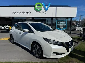 Nissan Leaf 2018 photo 2