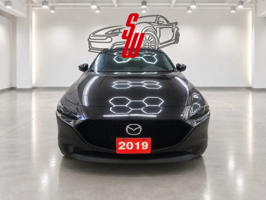 Mazda Mazda3 2019 photo 3