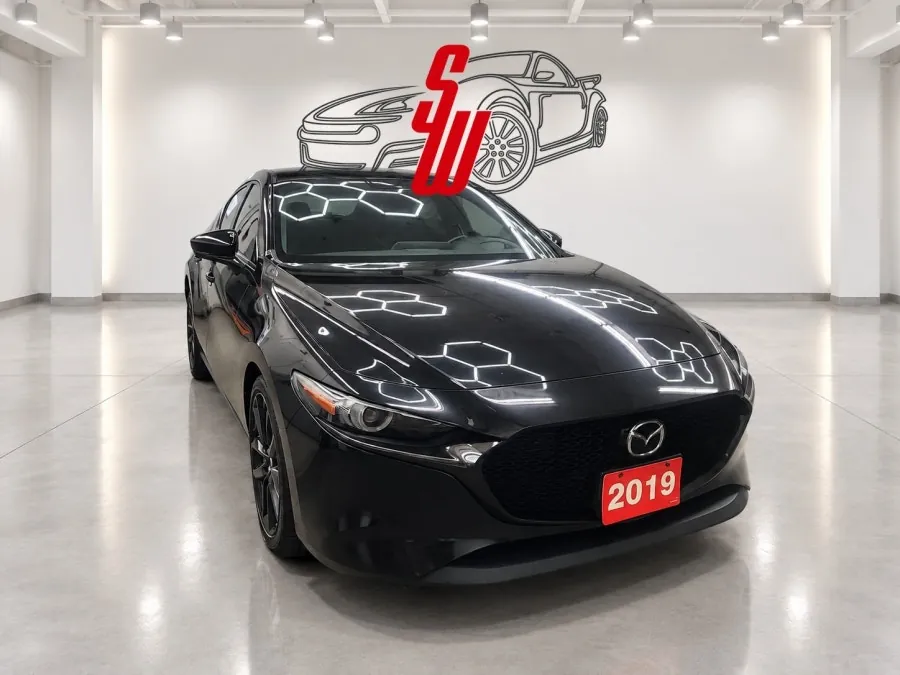 Mazda Mazda3 2019 photo 2