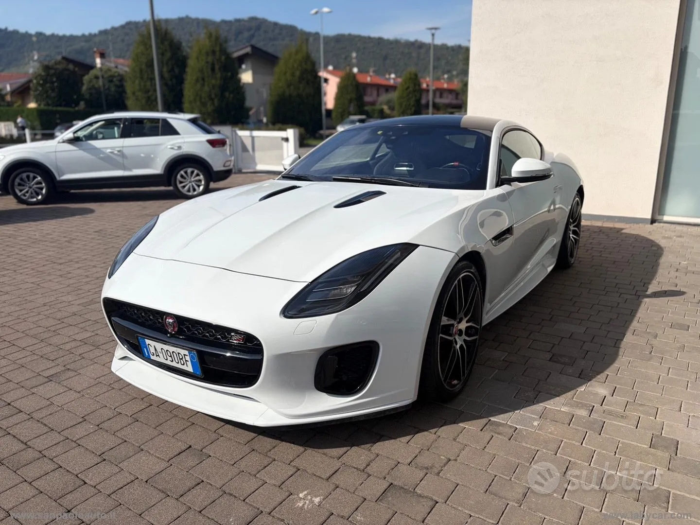 Jaguar F-Type 2020 photo 4