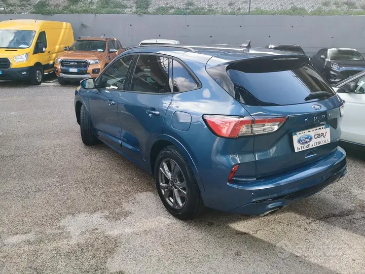 Ford Kuga 2022 photo 4