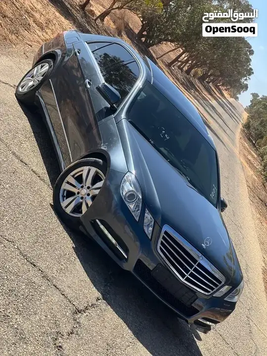 Mercedes-Benz E-Class 2012 photo 3