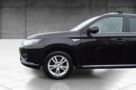 Mitsubishi Outlander 2018 photo 4