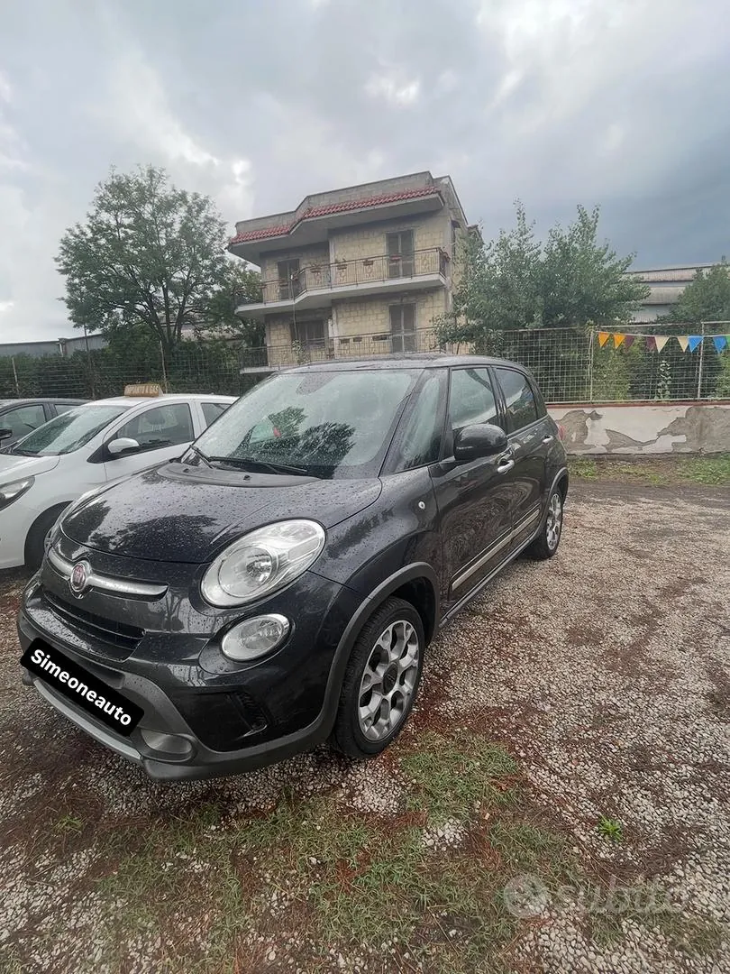 Fiat 500L 2016 photo 2